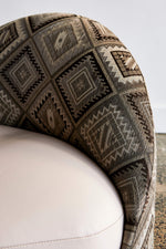 Load image into Gallery viewer, Masnad Wisada